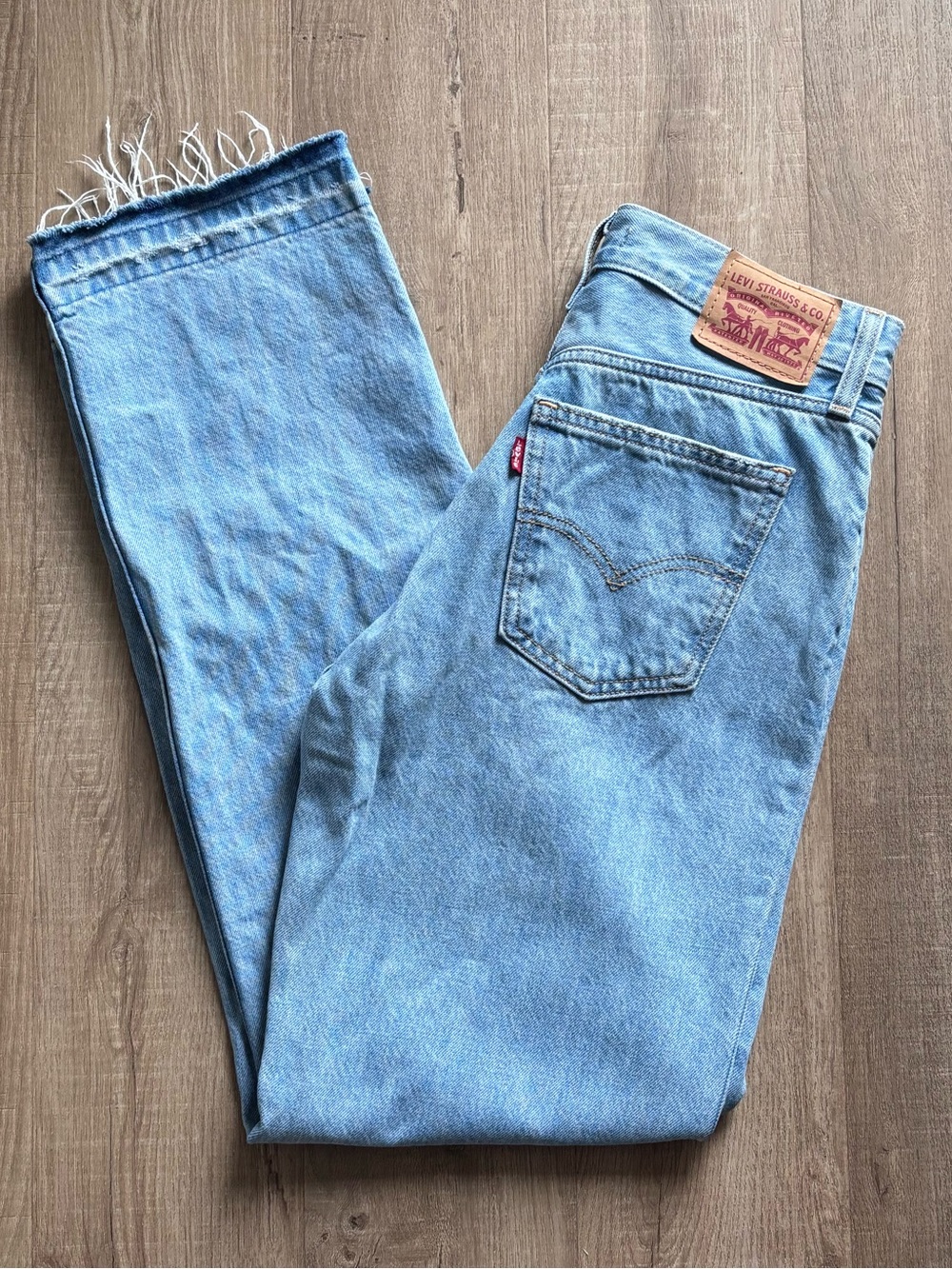 Levi's Low Pro Straight Jeans W/ Distress